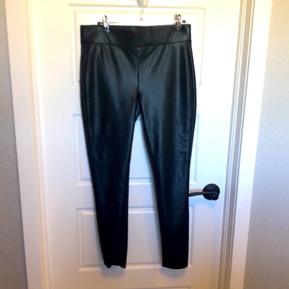 Faux Leather Leggings - Picture 1 of 2